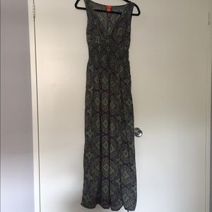 Maxi Dress - Medium